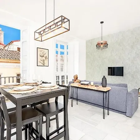 Apartamento Calle Nueva 13.malaga Centro. Appartamento *