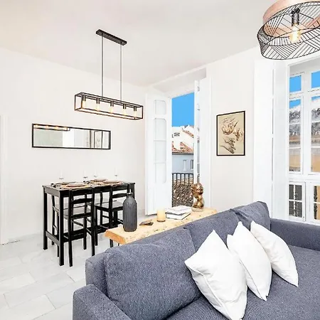 Apartamento Calle Nueva 13.malaga Centro. Appartamento *